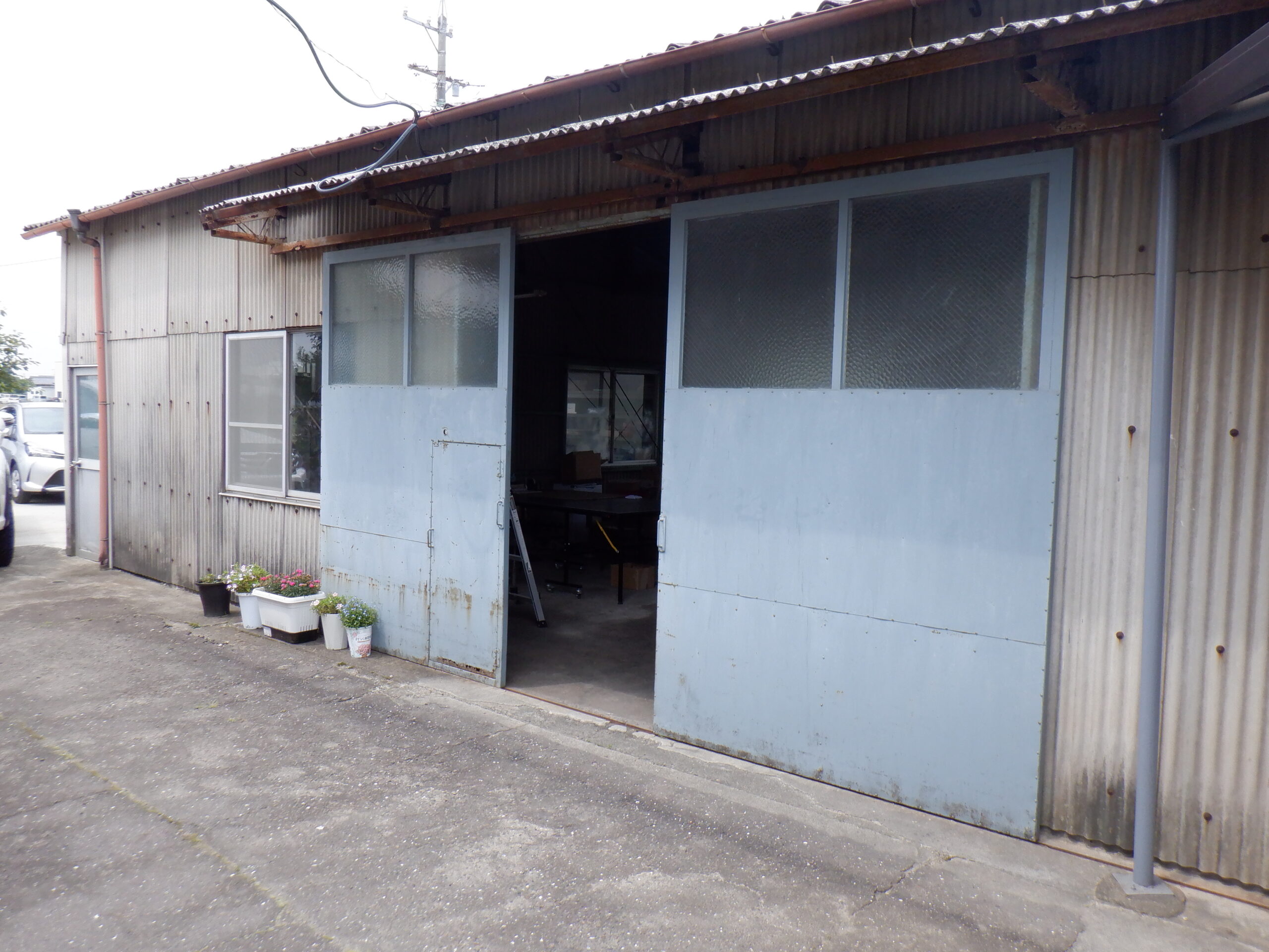 外壁塗装 あま市 倉庫|稲沢市の屋根塗装・外壁塗装フォーグッドBefore画像